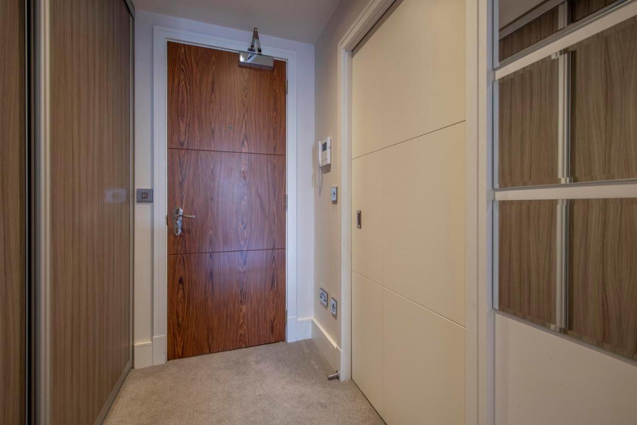 Chocolets - The Kitkat Suite York Exterior photo